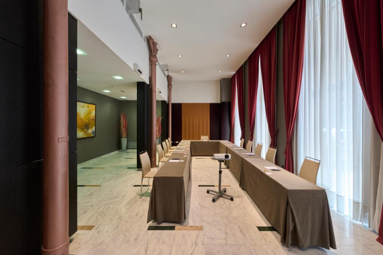 Catalonia El Pilar Hotel Сарагоса Екстериор снимка