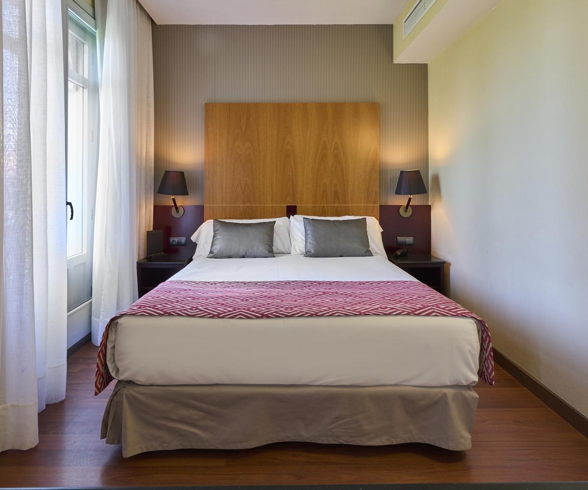 Catalonia El Pilar Hotel Сарагоса Екстериор снимка