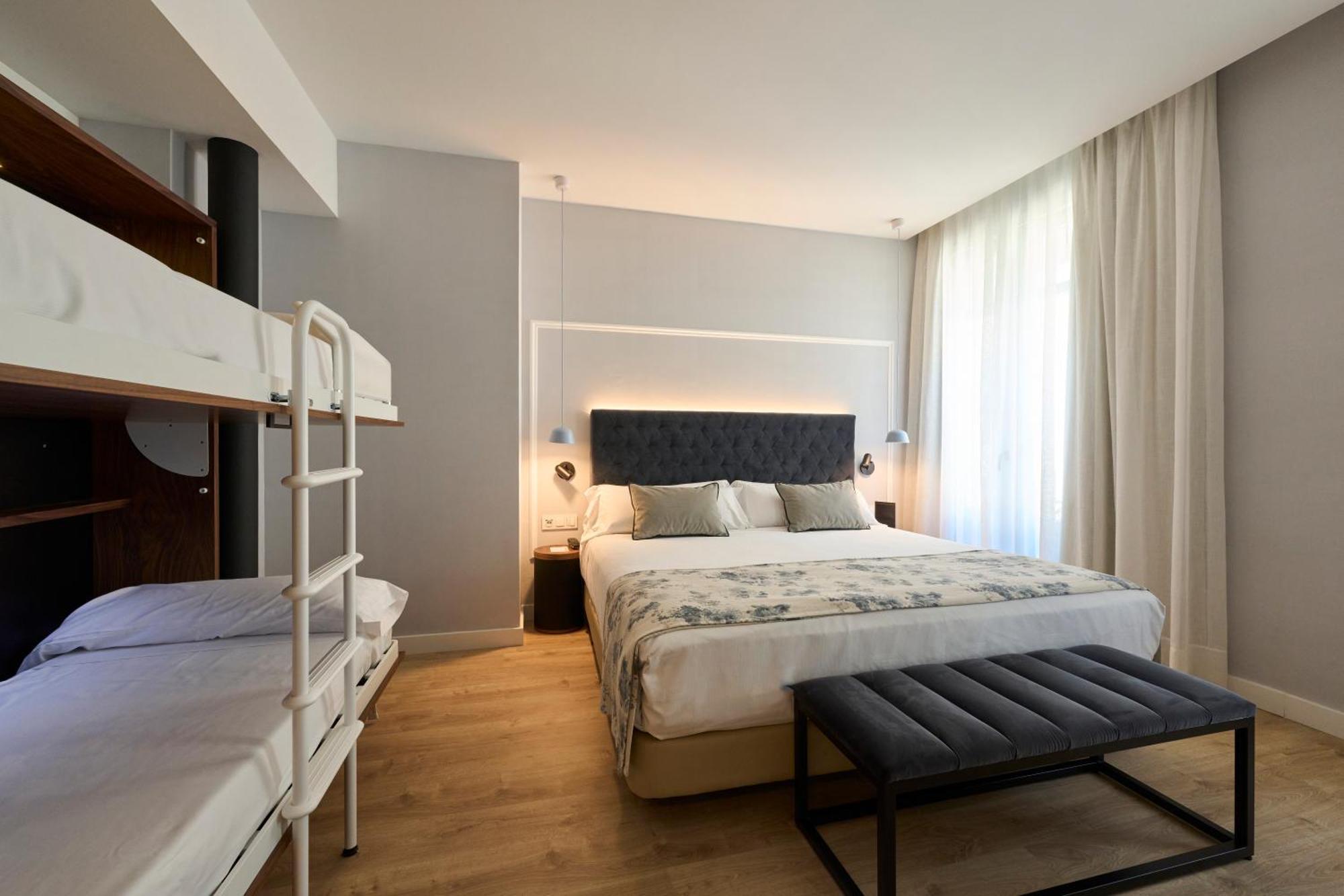 Catalonia El Pilar Hotel Сарагоса Стая снимка
