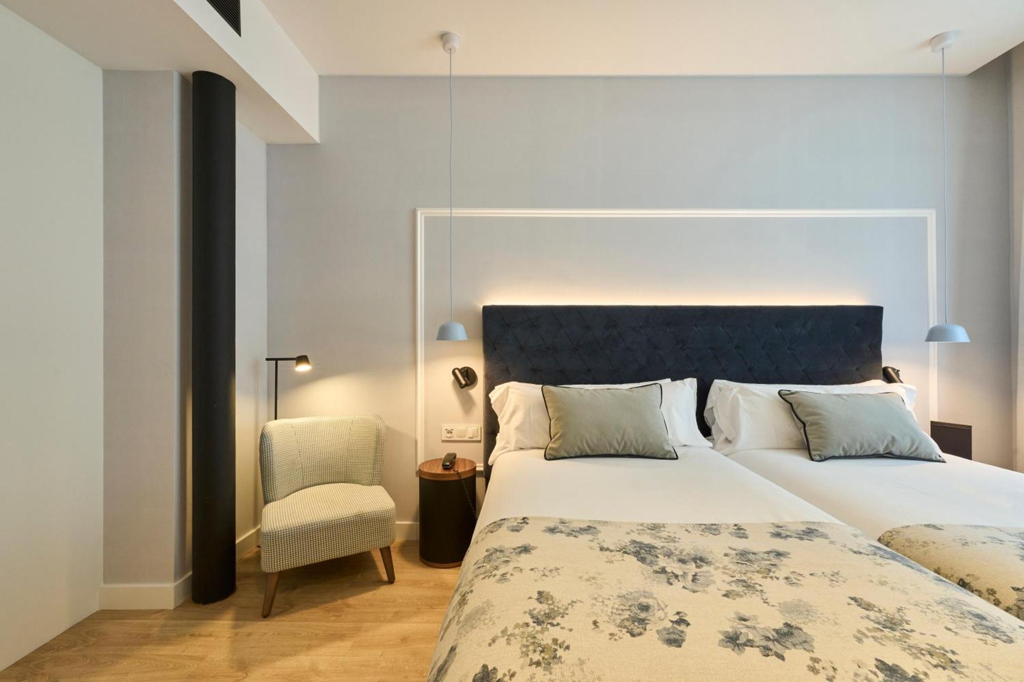 Catalonia El Pilar Hotel Сарагоса Екстериор снимка